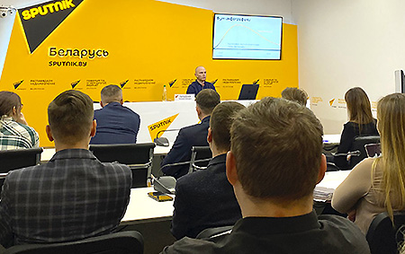 Мастера производственного обучения Навоша Д.С. и Курочкина В.И. посетили семинар-практикум ОО «БСЖ» и МИА «Россия сегодня»