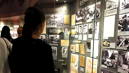 9 ноября, в рамках Года исторической памяти и с целью гражданского и патриотического воспитания учащиеся группы 33 посетили музей Великой Отечественной войны.