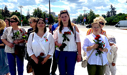 В День Независимости Республики Беларусь, представители нашего колледжа приняли участие в церемонии возложения цветов к монументу Победы