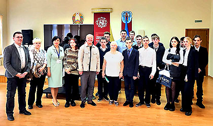 15 сентября 2023 года состоялась встреча учащихся с представителями РУП "НПЦ гигиены"