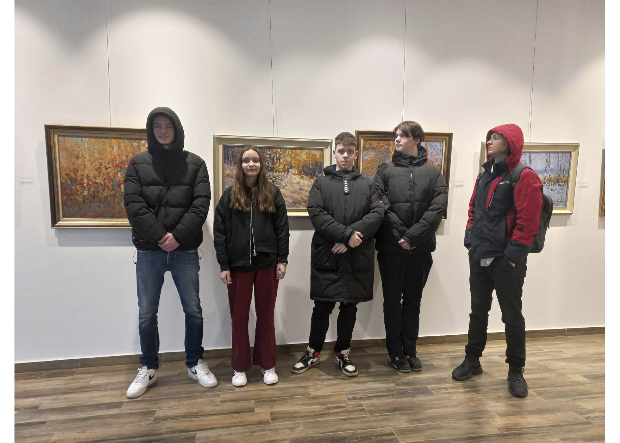2 марта 37 группа посетила выставку живописи Андрея Белайчука и Сергея Лукашевича «Отражение реальности».