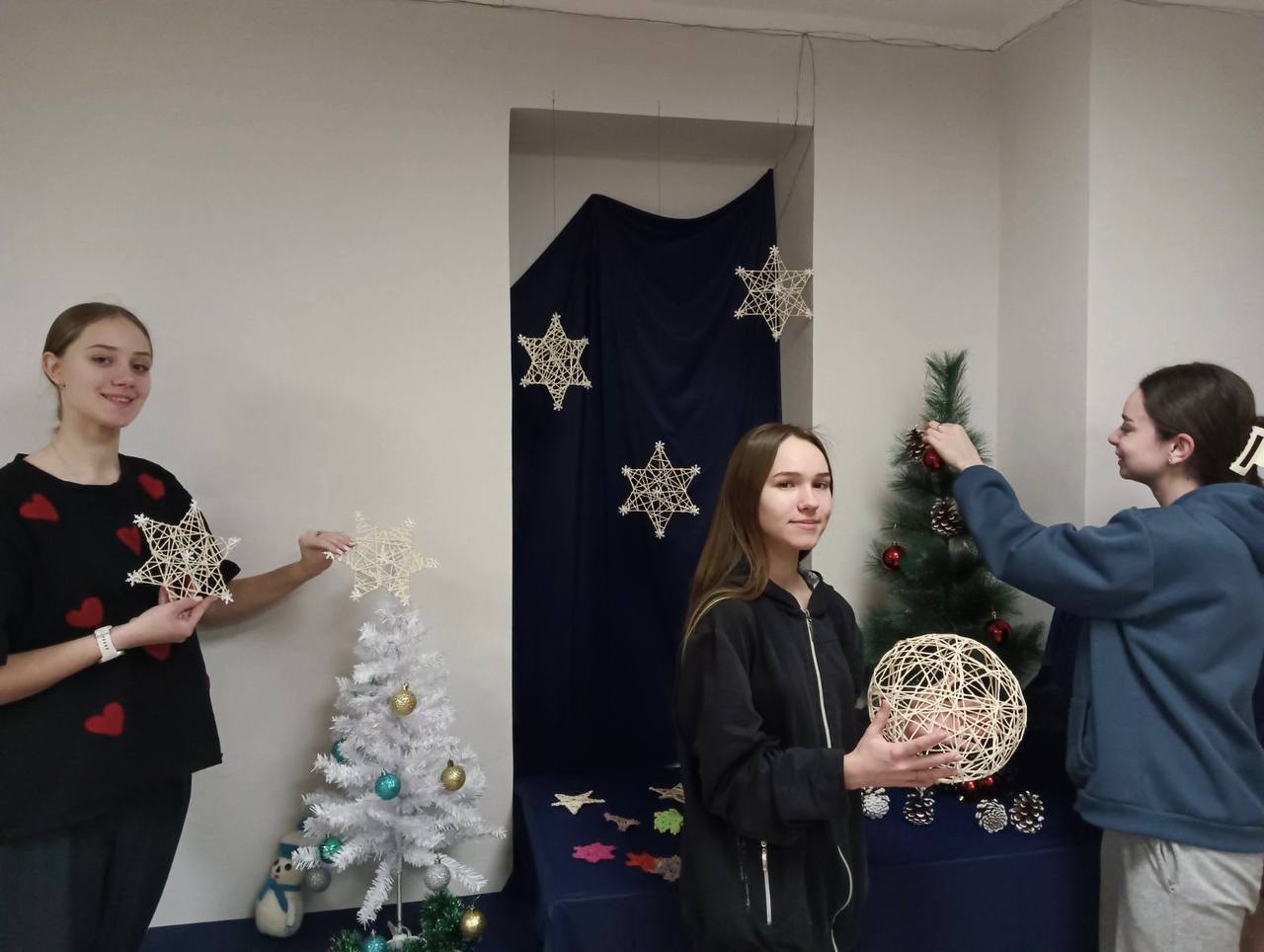 А мы продолжаем создавать новогоднее настроение!