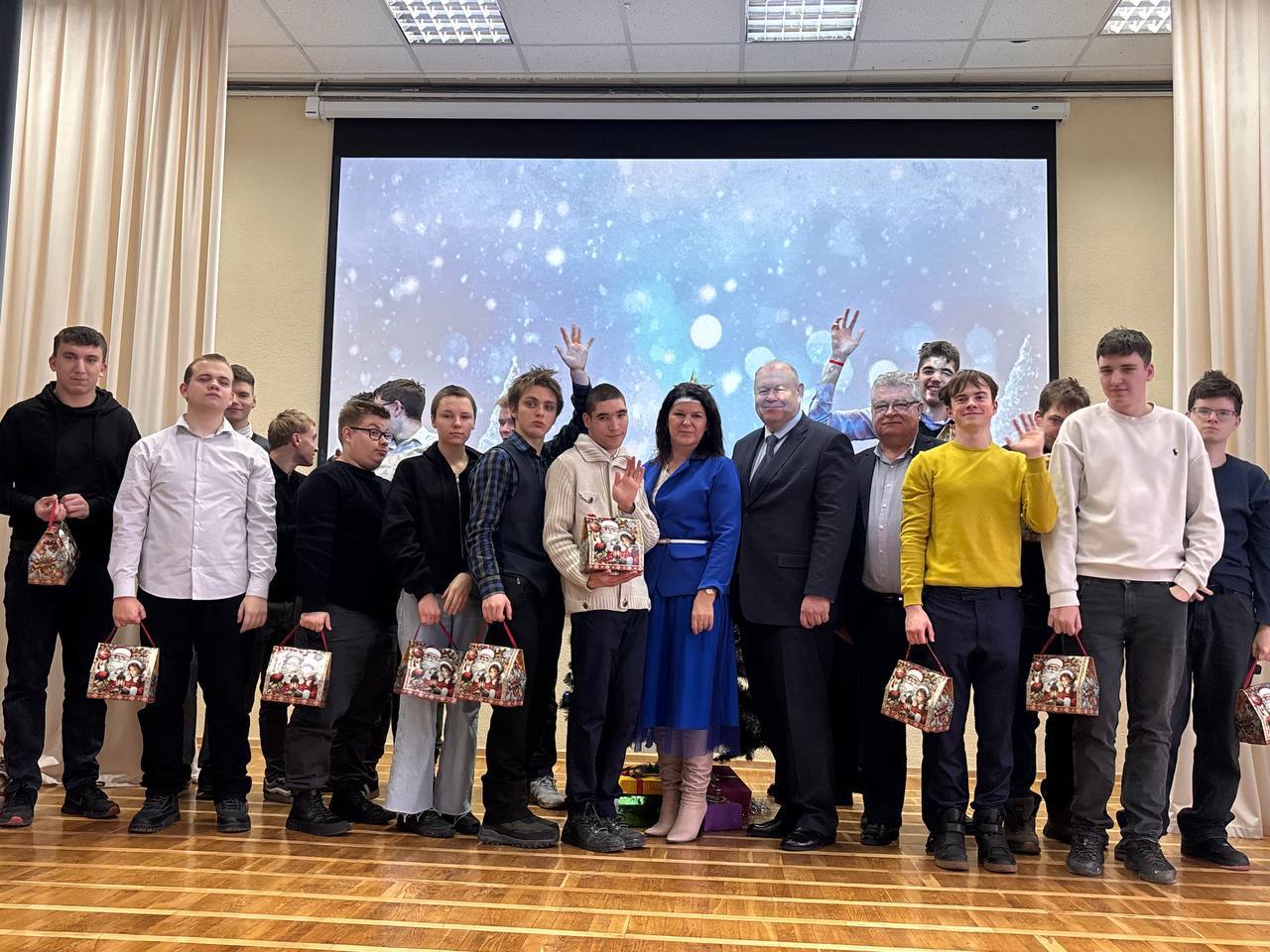 Не просто подарки, а частичка тепла!