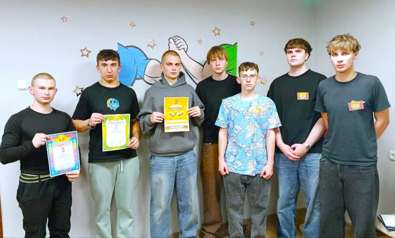 «Осенний дебют в армрестлинге: битва сильнейших!