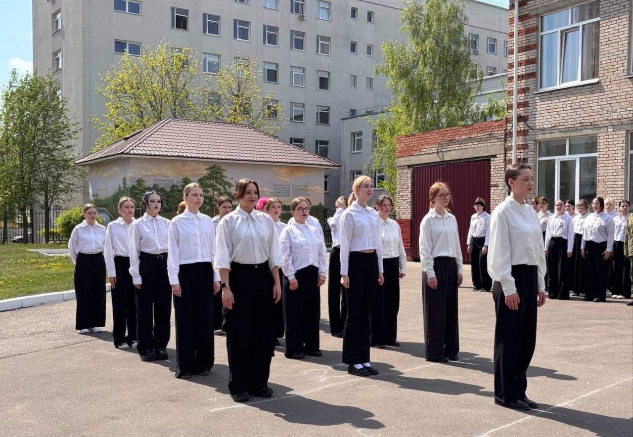 Конкурс строевой песни: военно-патриотическая спартакиада " Воин Отечества "